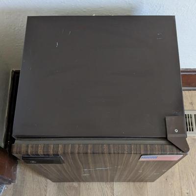 GE Mini Fridge