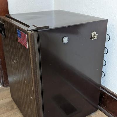 GE Mini Fridge
