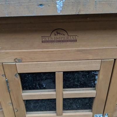 Pet's Imperial Chicken Coop