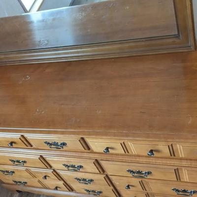 Flanders 9 Drawer Dresser