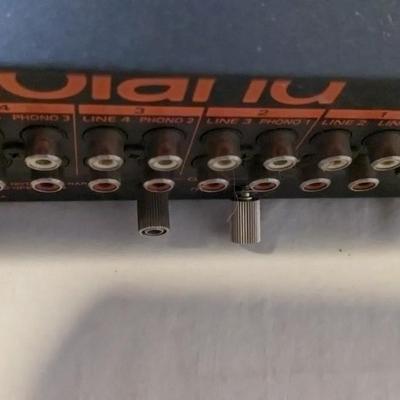 Roland DJ-2000