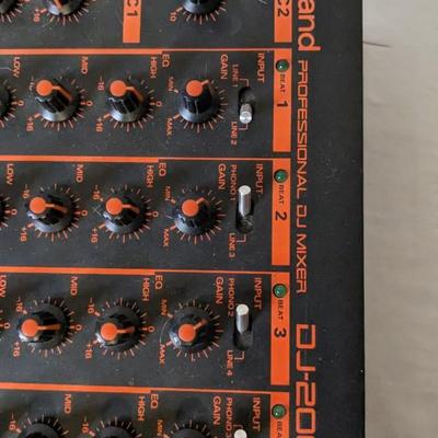 Roland DJ-2000