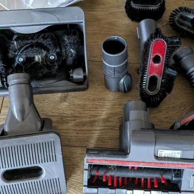 Dyson V7 Attachments and Charger