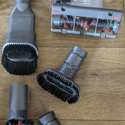 Dyson V7 Attachments and Charger