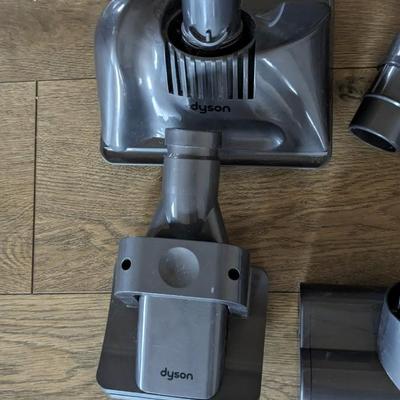 Dyson V7 Attachments and Charger