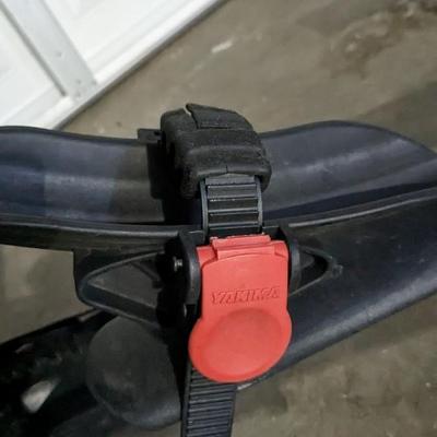 Yakima Hitch Rack