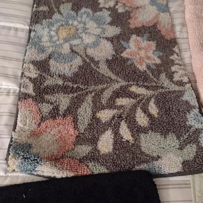 Collection of Bath Rugs (F)