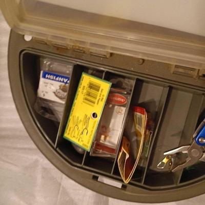 Bucket topper and fishing stuff