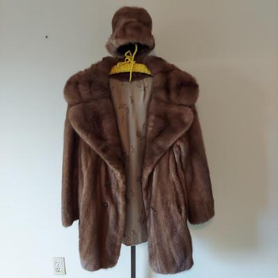 Vintage Fur Coat and Hat (BC-BBL)