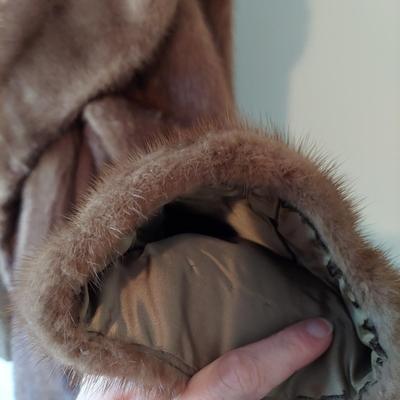 Vintage Fur Coat and Hat (BC-BBL)