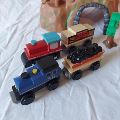 Wooden Train Track w/ Accessories by KidKraft, Brio, Orbrium and more (B2-BBL)