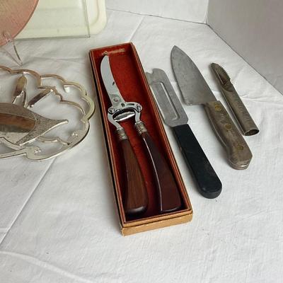 H581 Robeson Poultry Shears & Assorted Kitchen Tools