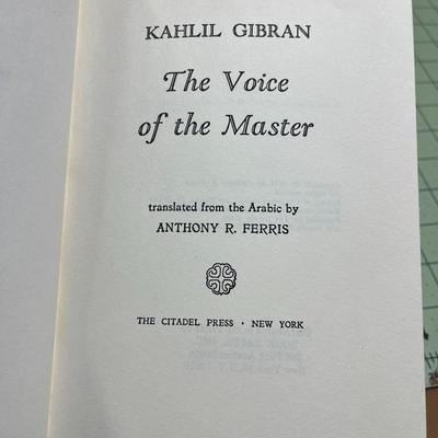 Mirrors of the Soul (1965), The Voice of the Master (1958), The Wisdom of Gibran (1966) Book Bundle - FOURTEEN