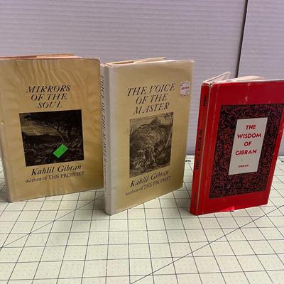 Mirrors of the Soul (1965), The Voice of the Master (1958), The Wisdom of Gibran (1966) Book Bundle - FOURTEEN