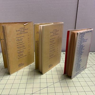 Mirrors of the Soul (1965), The Voice of the Master (1958), The Wisdom of Gibran (1966) Book Bundle - FOURTEEN