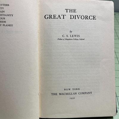A Lovely Find (1943), Sebastian Junger (2016), The Great Divorce (1950), Hermann Hesse (1951) -Book Bundle - EIGHTEEN