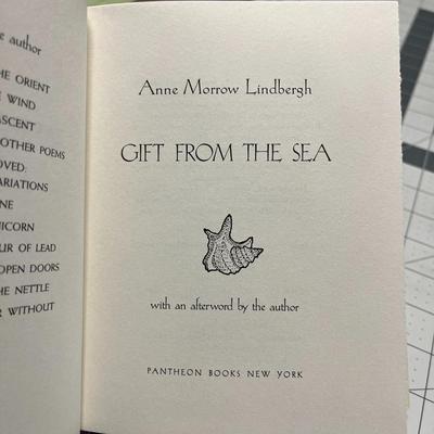 Gift From The Sea (1955/1975) & The Art of Friendship (2005)