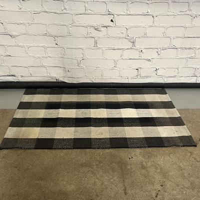 40x26 Nanta Rug