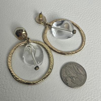 Chico's Silver Beaded Necklace, Ring, and Earrings (9)