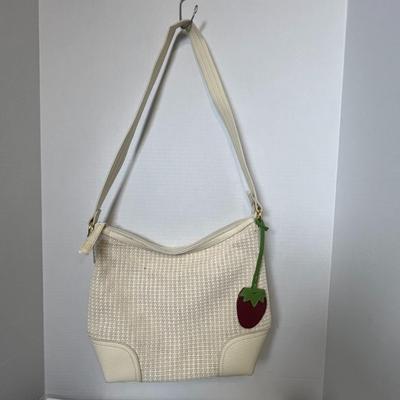 StoneMountain Strawberry Purse (11)