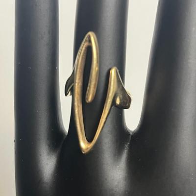 XOXO Gold Necklace, Ring, and Earrings (16)