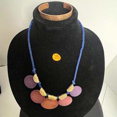 Circle Statement Necklace and Cuff Bracelet (25)