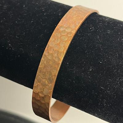 Circle Statement Necklace and Cuff Bracelet (25)
