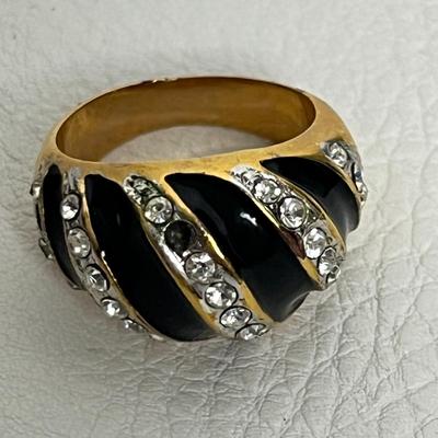 Black Beaded Necklace and Ring (30)