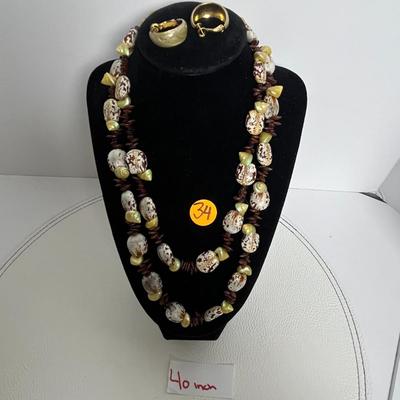 Seashell Beaded Necklace and Earrings (34)