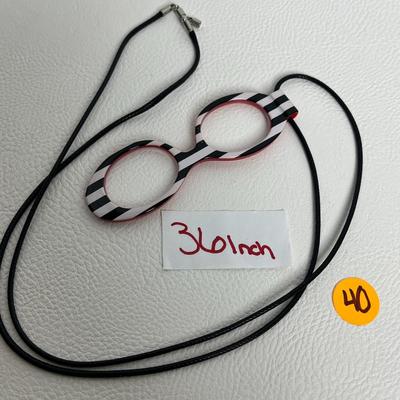 Sunglass Pendant Necklace (40)