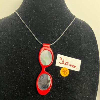Sunglass Pendant Necklace (40)