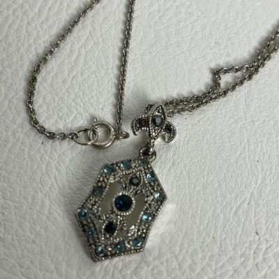 Silver Pendant Necklace with Horse Earrings (44)
