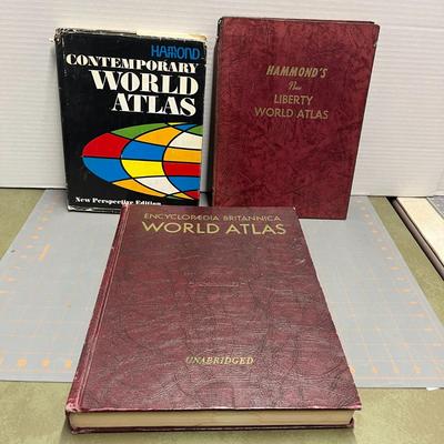 World Atlas Book Bundle