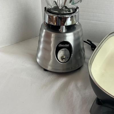 H586 Oster Small Appliance LOT