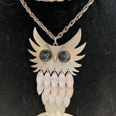 Large owl necklace
