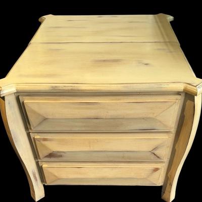 Set of 2 Cream Wash Wood Accent Tables