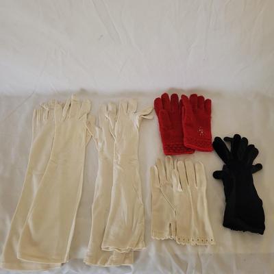 Clutches, Fashion Gloves and More (P-CE)