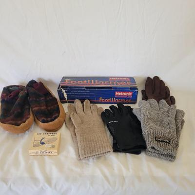 Hotronic Foot Warmers, Acorn Polar Pairs, & More (P-CE)