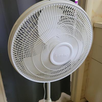 Lasko Floor Fan, Brinks Door Security Bars, and More (P-CE)