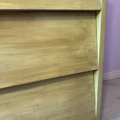 Mid Century Chest of Drawers (See Description)