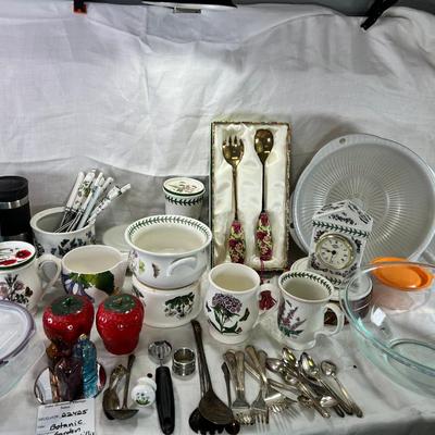 Botanic gardens dinner ware, Pyrex, coffe, Tea, stove top grill