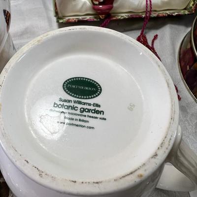 Botanic gardens dinner ware, Pyrex, coffe, Tea, stove top grill