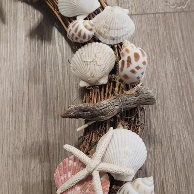 Vintage Real Shells & Wood Wreath