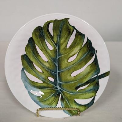 Bed Bath & Beyond Melamine Plates- 22 Pieces- Approx 8 1/2" in Diameter