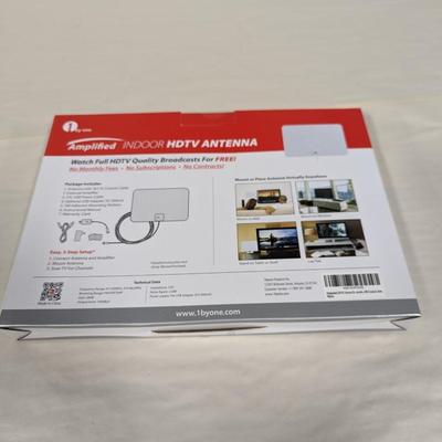 Amplified Indoor HDTV Antenna