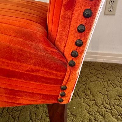 Vintage Chair (See Description)