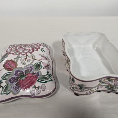 Classic Traditions J C Penney Hand Crafted Porcelain Trinket Box