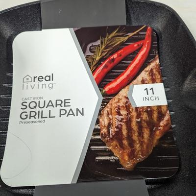 Cast Iron Real Living Square Grill Pan- 11" in Diameter