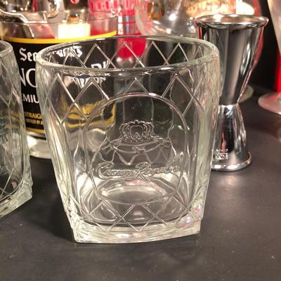 LOT 166K: Bar Lot incl. Branded Glasses - Jim Beam, Bailey's, Crown Royal, Seagrams