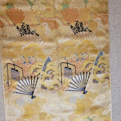 Vintage Roll of Japanese Woven Silk Kimono Fabric